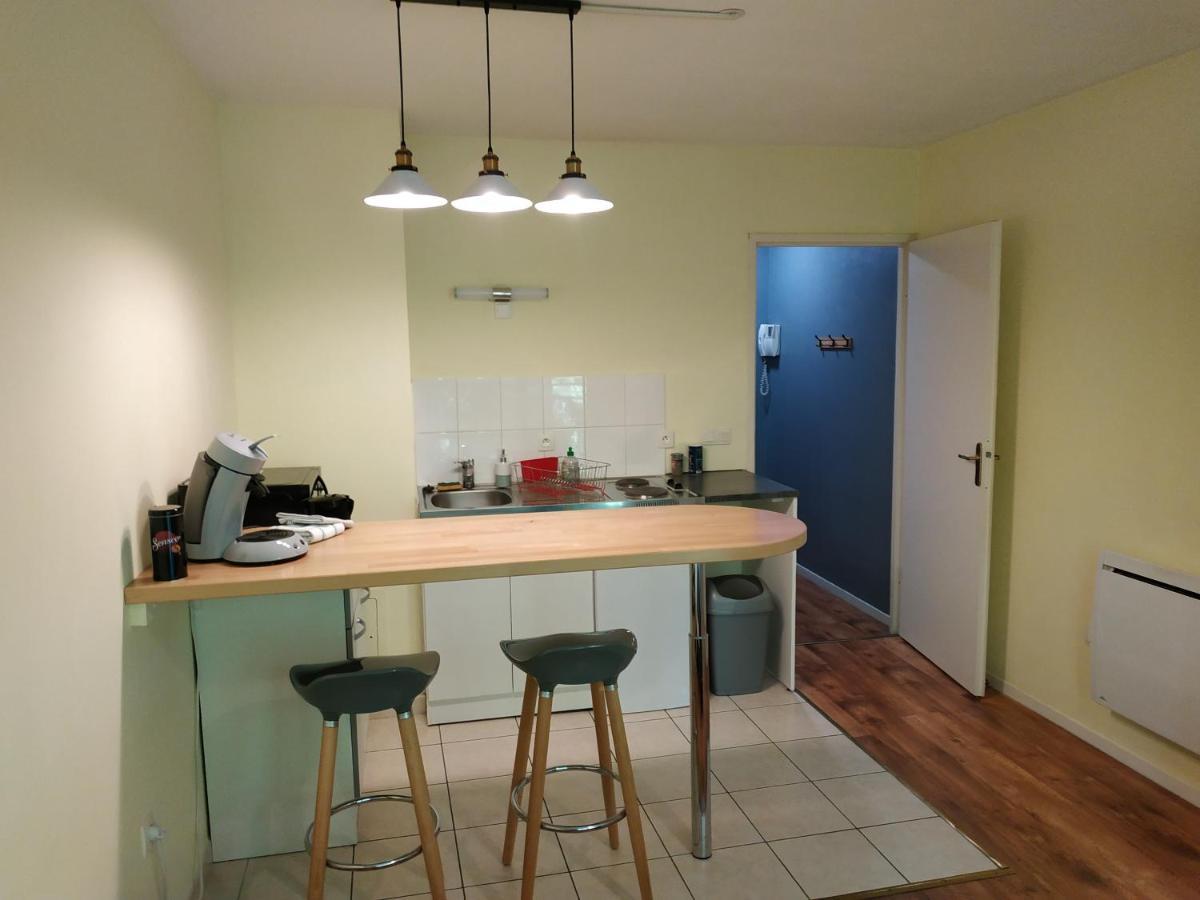 Bonvallet - Studio Paisible Et Chaleureux Avec Balcon Amiens Zimmer foto