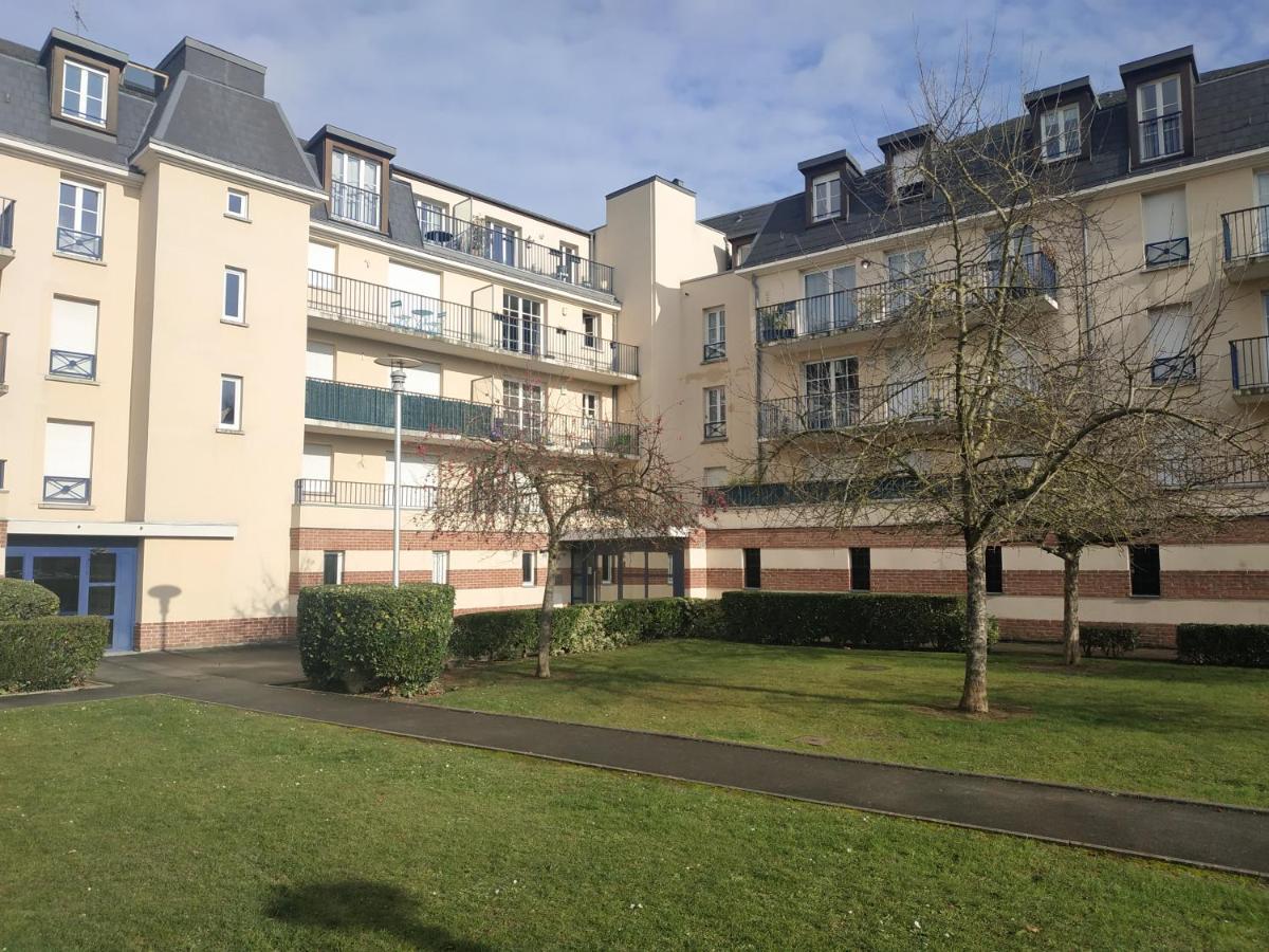Bonvallet - Studio Paisible Et Chaleureux Avec Balcon Amiens Zimmer foto